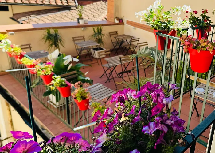 Emerald Palace Hostel